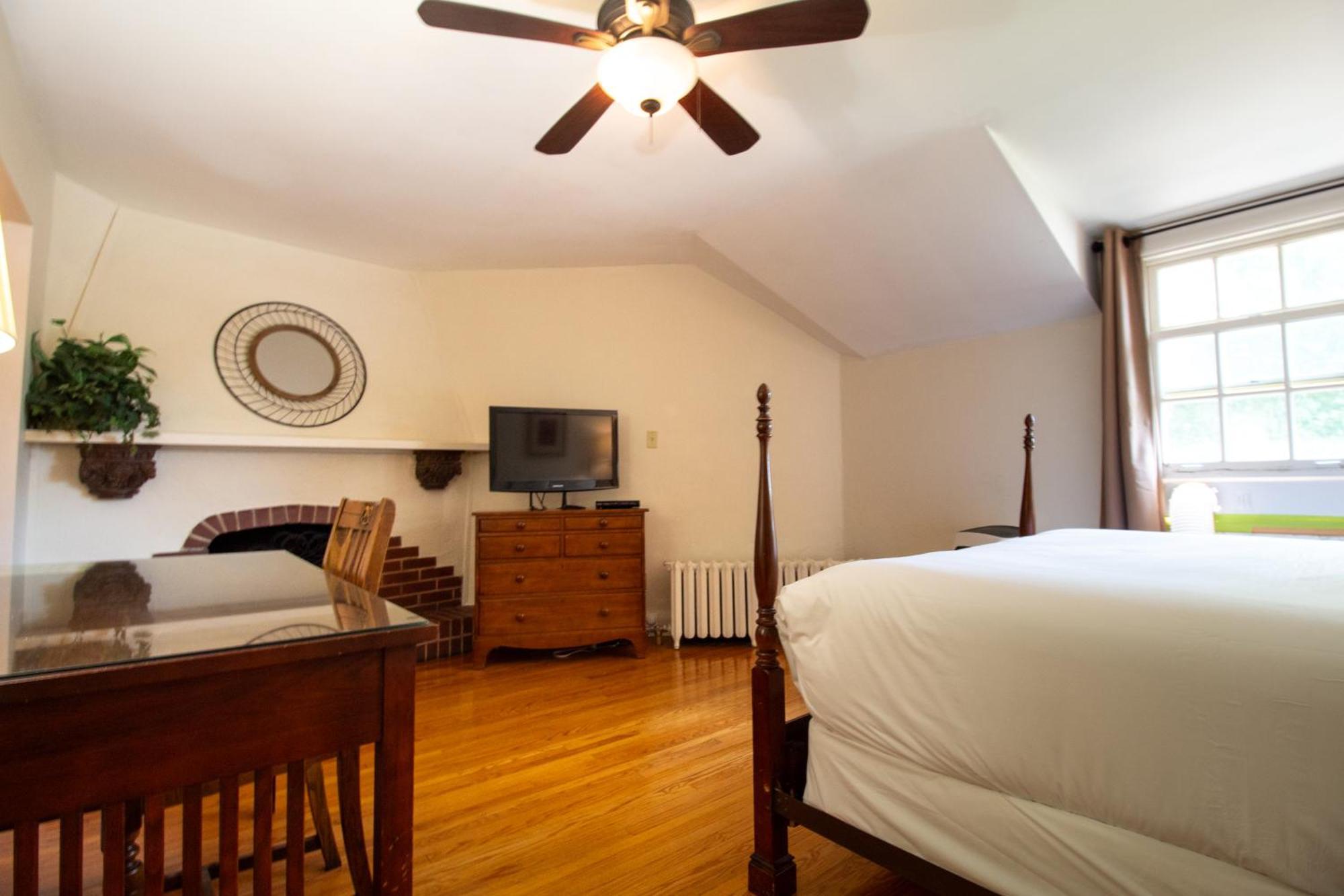 Hochelaga Inn Kingston Oda fotoğraf