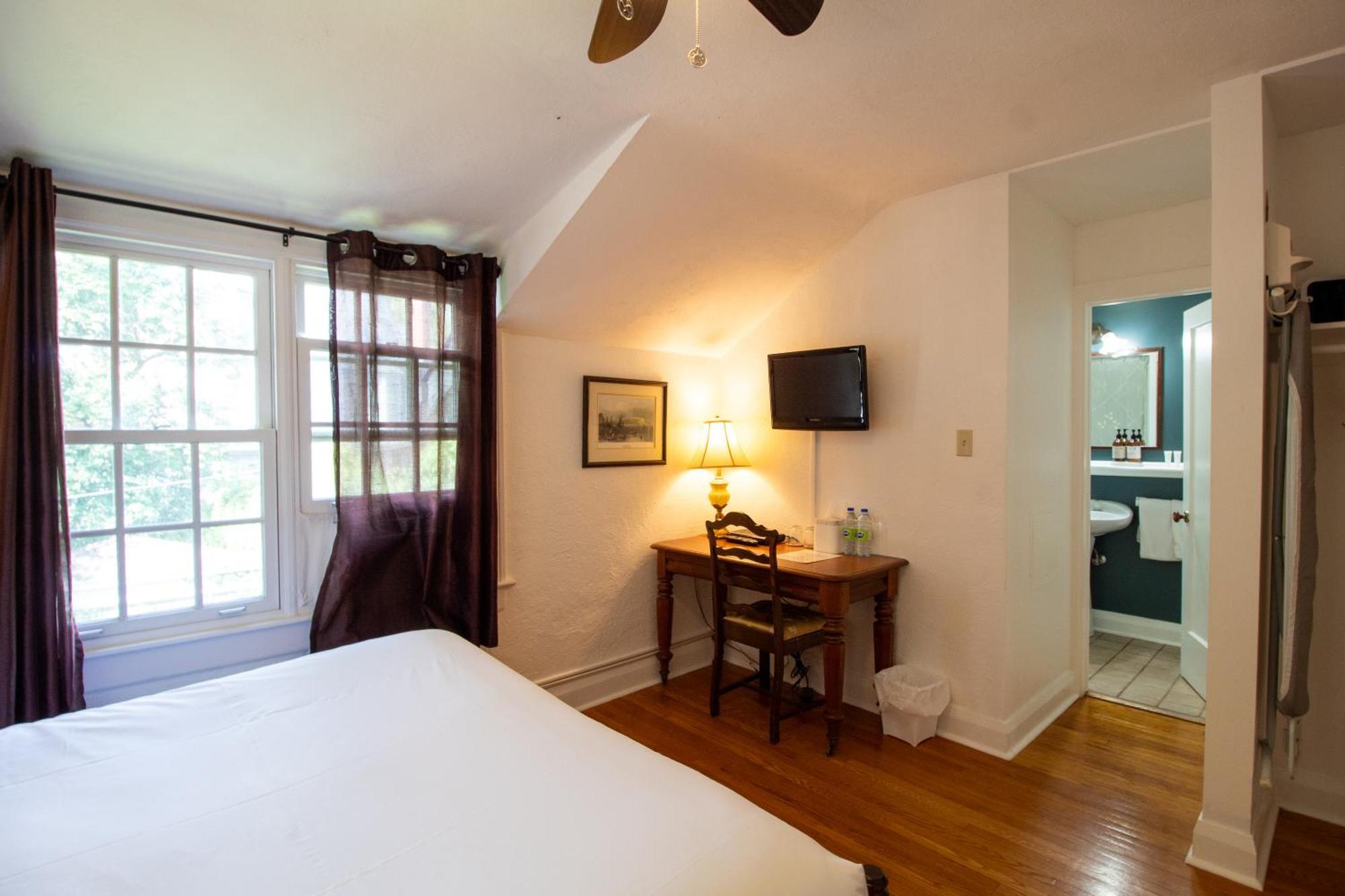 Hochelaga Inn Kingston Oda fotoğraf