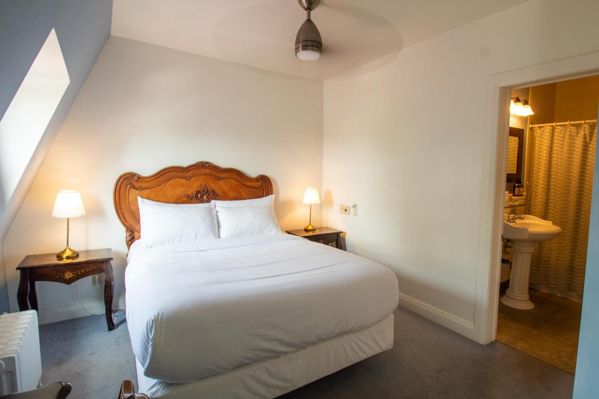 Hochelaga Inn Kingston Oda fotoğraf