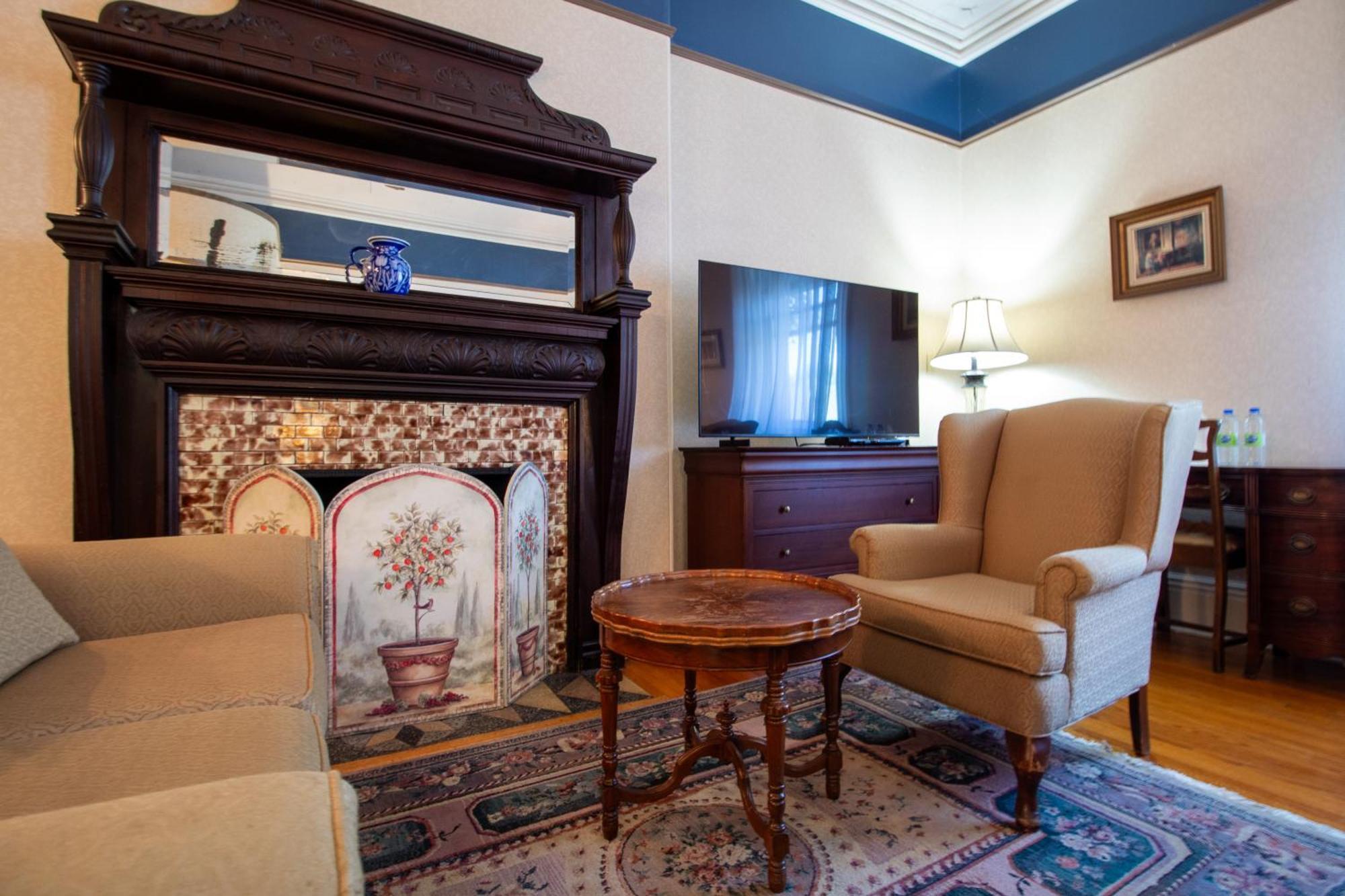 Hochelaga Inn Kingston Dış mekan fotoğraf